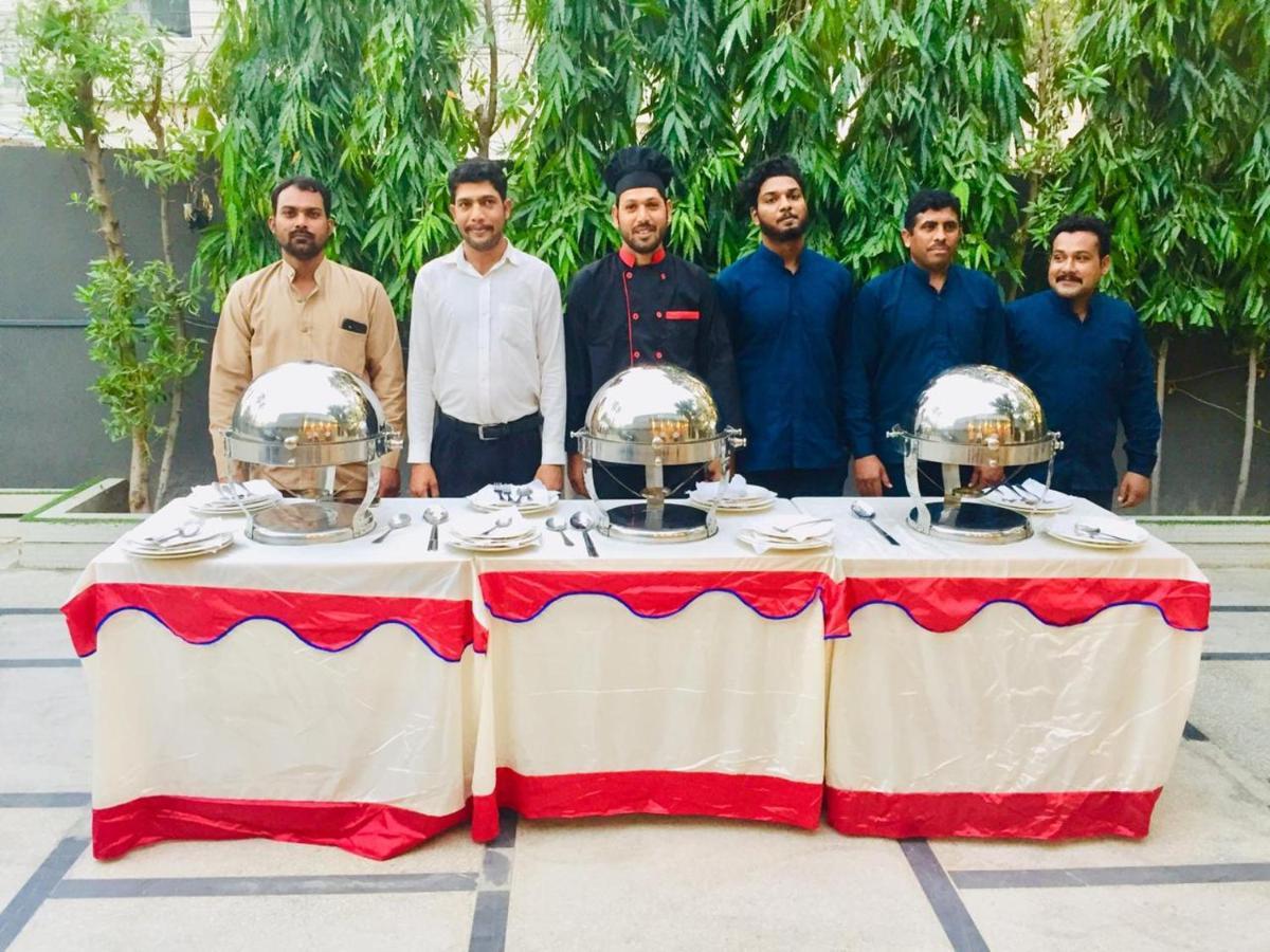 Hotel Mairona Gulberg Lahore Exterior photo