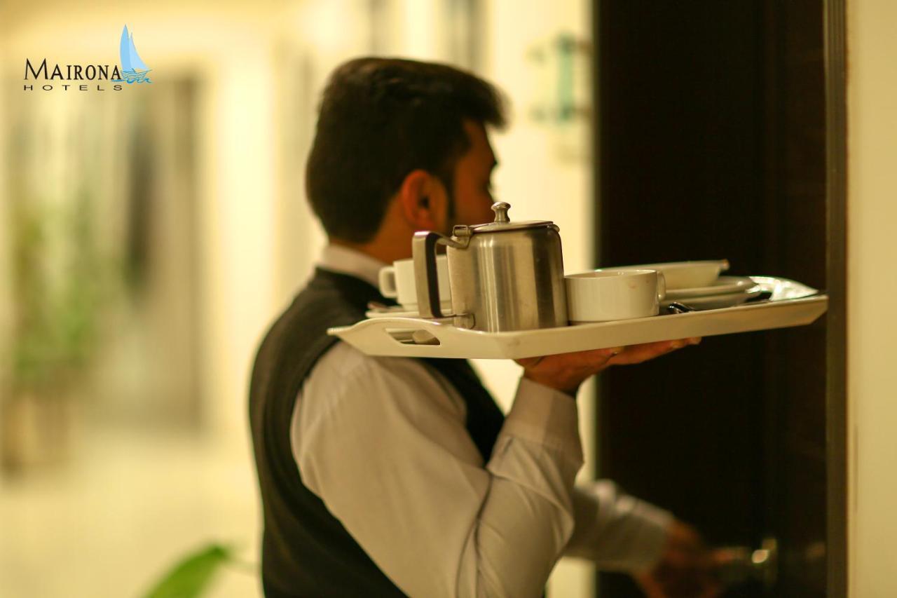 Hotel Mairona Gulberg Lahore Exterior photo