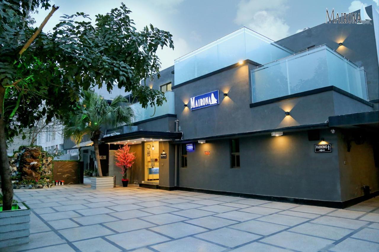 Hotel Mairona Gulberg Lahore Exterior photo